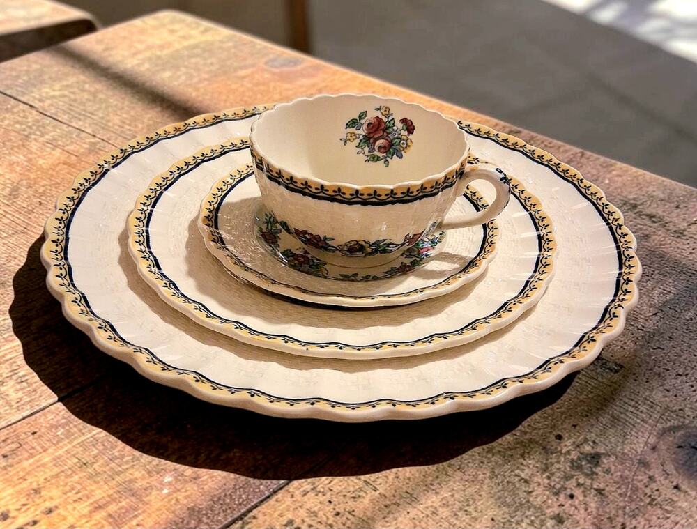 Vintage Copeland Spode "Blue Rambler" 4 piece dinner, Salad, Cup & Saucer